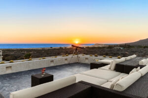 Picture from a rooftop deck looking out over the Pacific Ocean